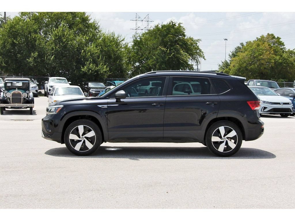 Certified 2024 Volkswagen Taos S AWD/4WD image 6