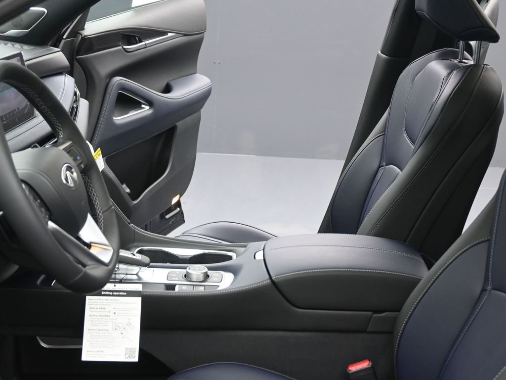 New 2026 INFINITI QX60 Sport w/ Dark Cargo Package image 18