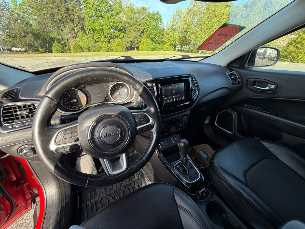 Used 2020 Jeep Compass Latitude image 19