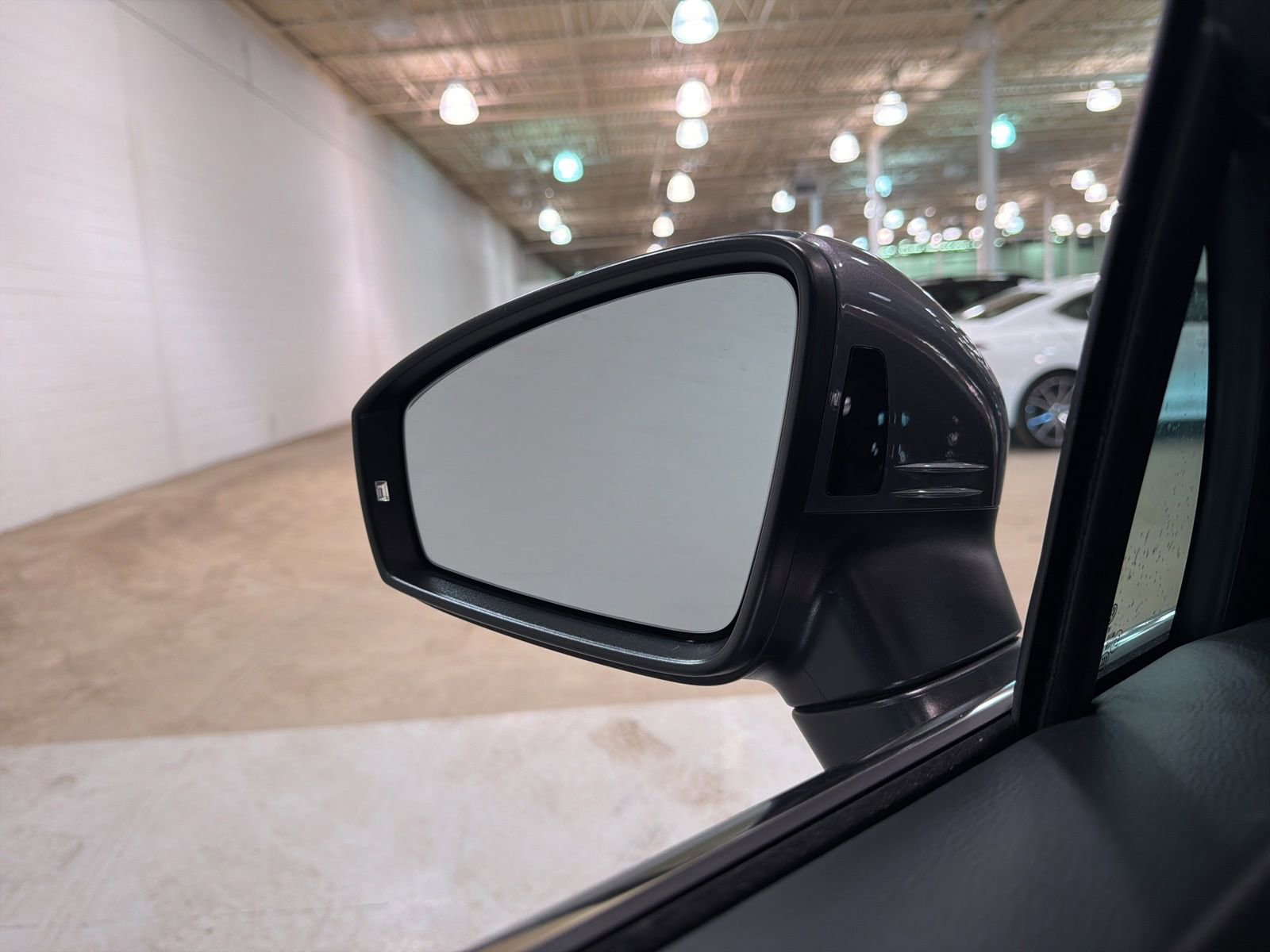 Used 2022 Volkswagen Tiguan SE image 23