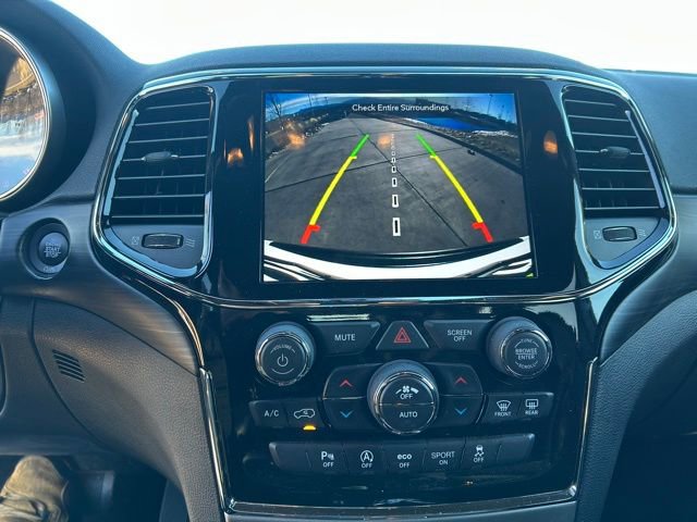 Used 2021 Jeep Grand Cherokee Laredo X image 18