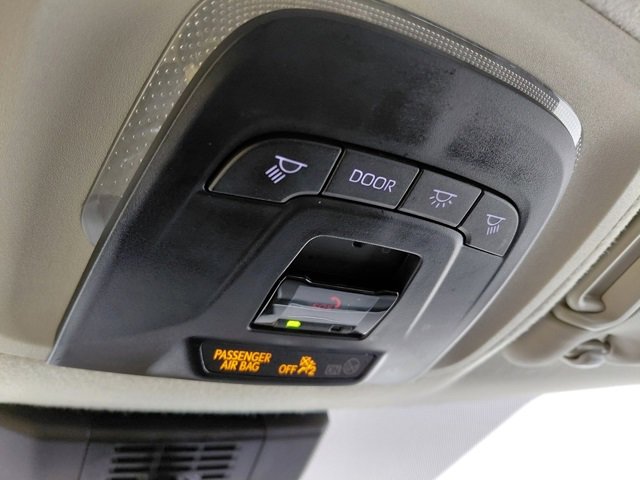 Used 2024 Toyota Corolla LE image 31