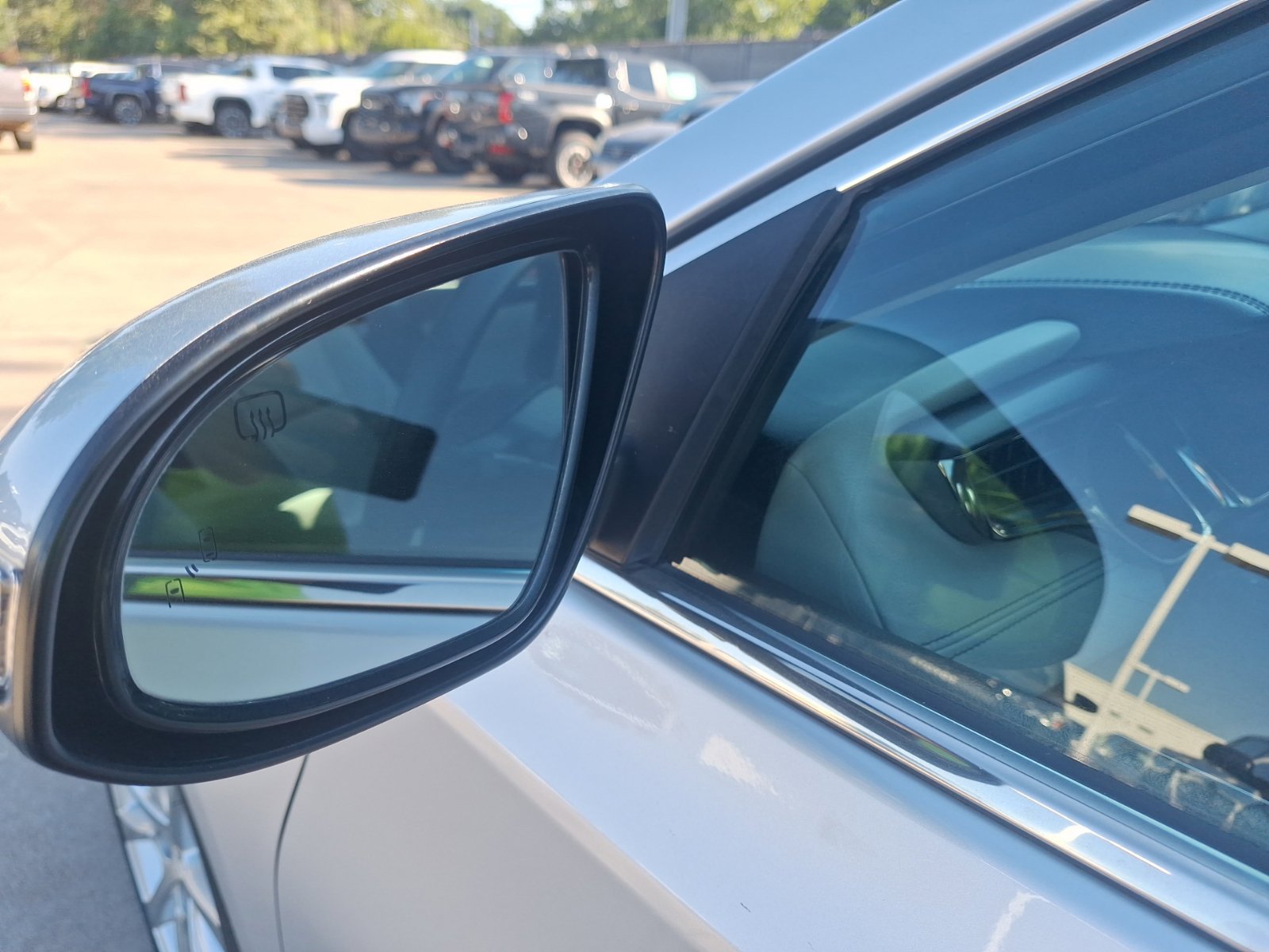 Used 2014 Toyota Avalon Limited FWD image 14
