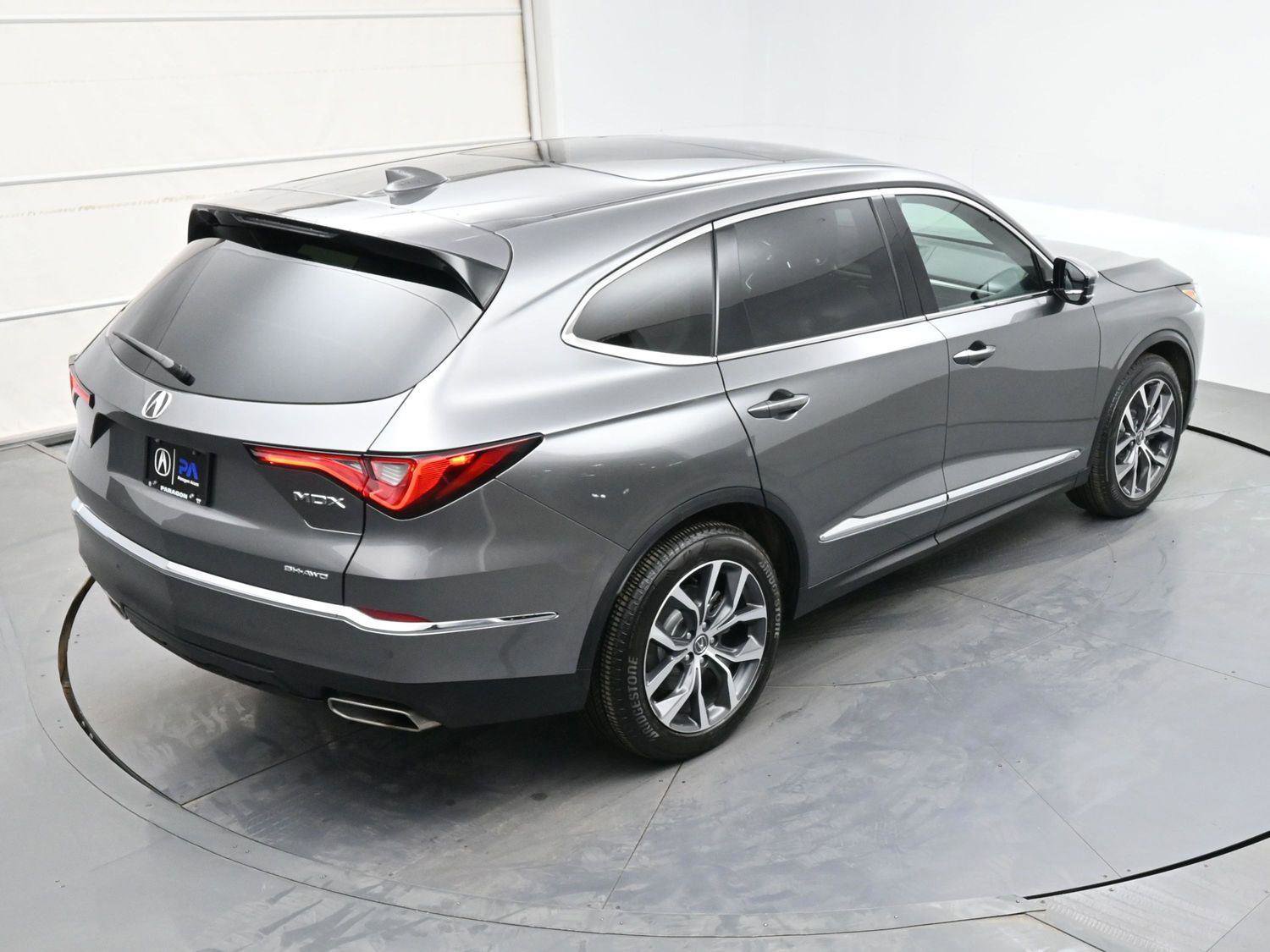 Used 2024 Acura MDX SH-AWD w/ Technology Package image 39