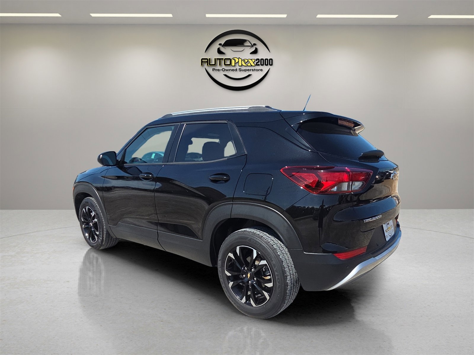 Used 2021 Chevrolet TrailBlazer LT w/ Convenience Package image 5