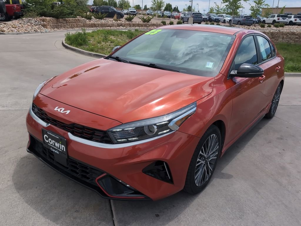 Used 2023 Kia Forte GT-Line w/ GT-Line Premium Package FWD image 3