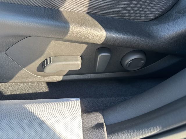 New 2025 Subaru Crosstrek 2.0i Premium image 18