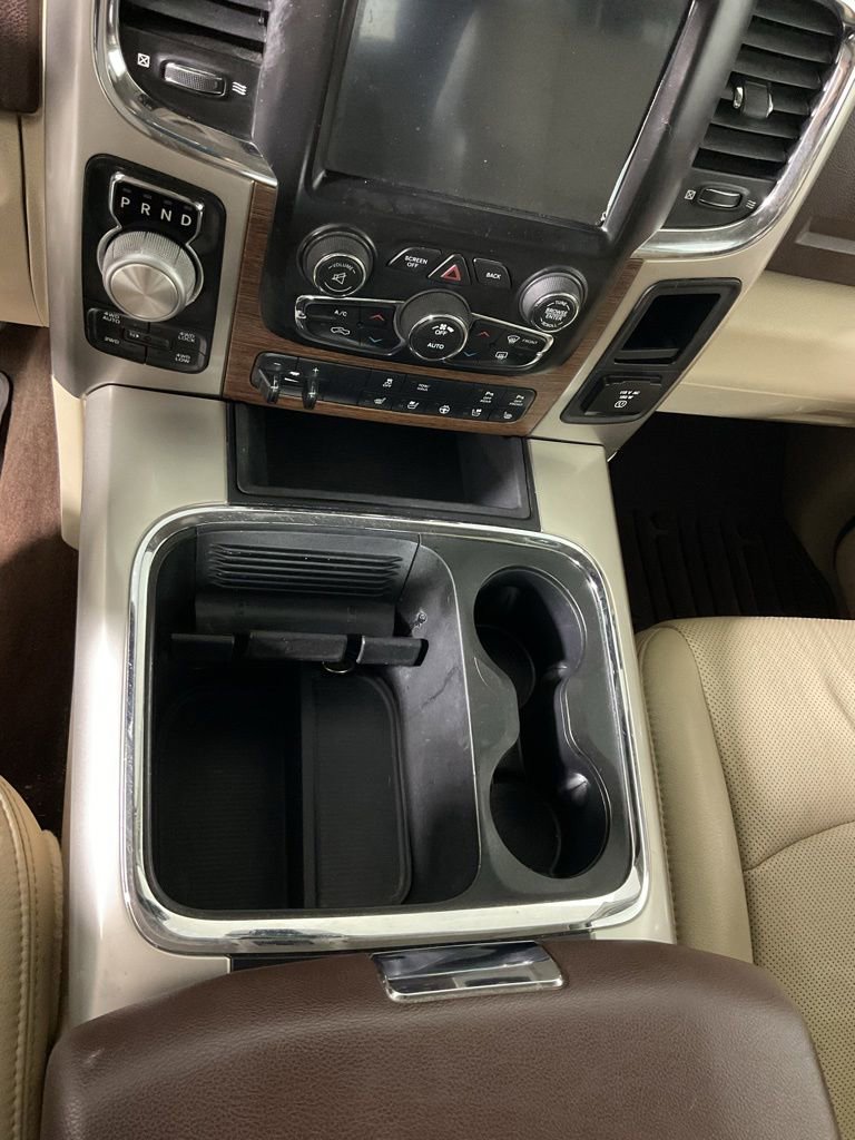 Used 2018 RAM 1500 Laramie w/ Convenience Group AWD/4WD image 30