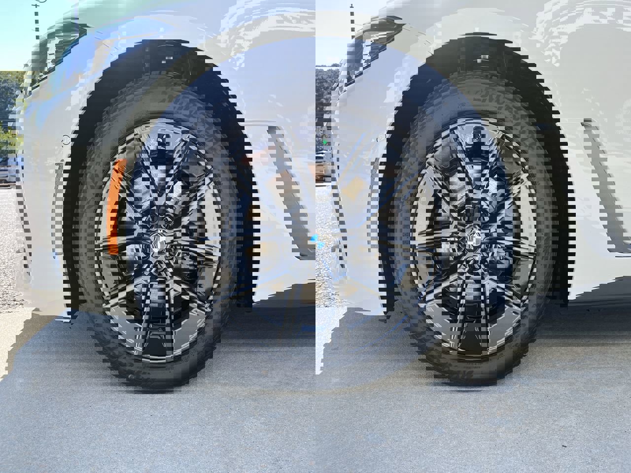 Used 2025 BMW i4 eDrive40 w/ Premium Package image 13