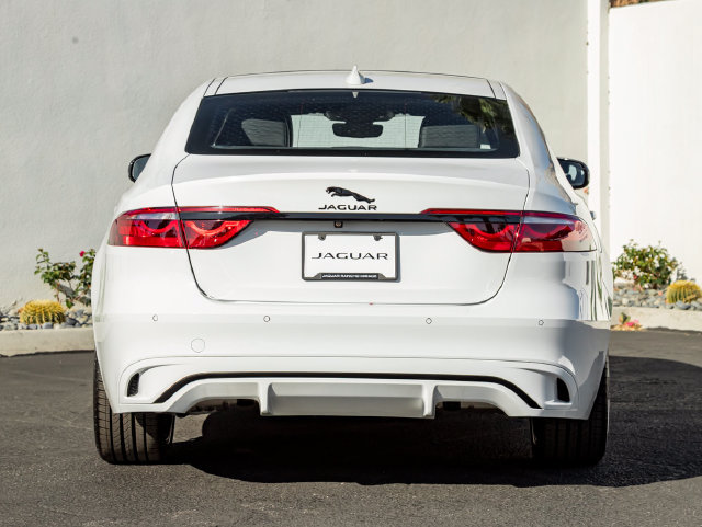 New 2024 Jaguar XF R-Dynamic SE AWD/4WD image 8