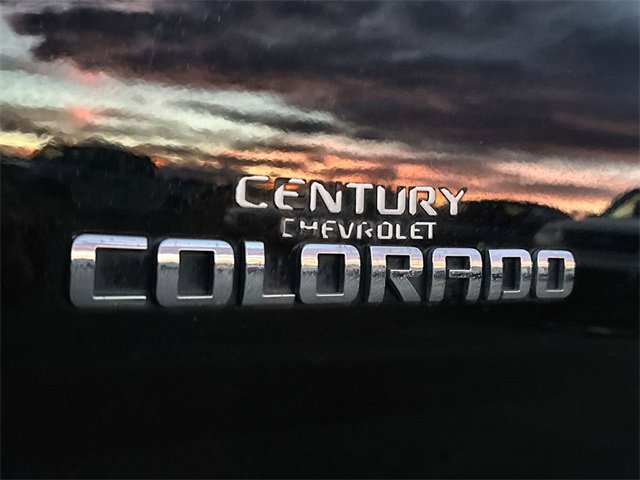 Used 2016 Chevrolet Colorado Z71 w/ Z71 Midnight Edition image 19