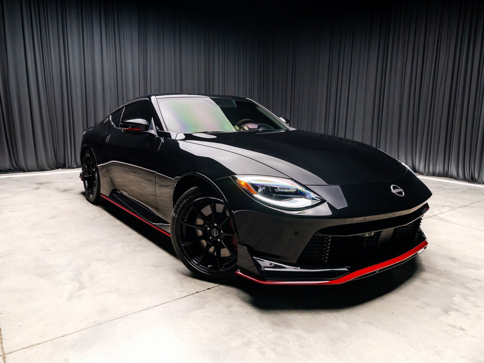 Used 2024 Nissan Z NISMO w/ Floor Mat Package image 8
