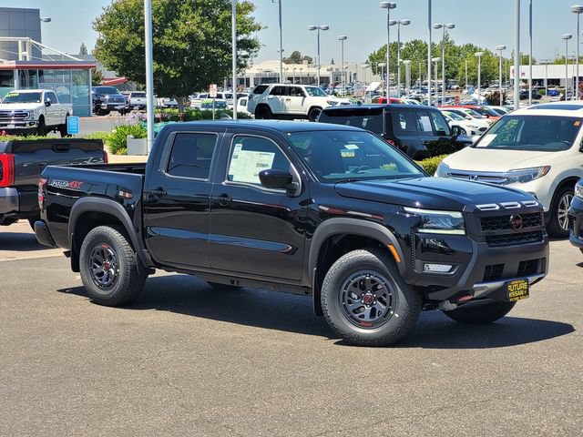 New 2026 Nissan Frontier PRO-4X w/ Tow Package