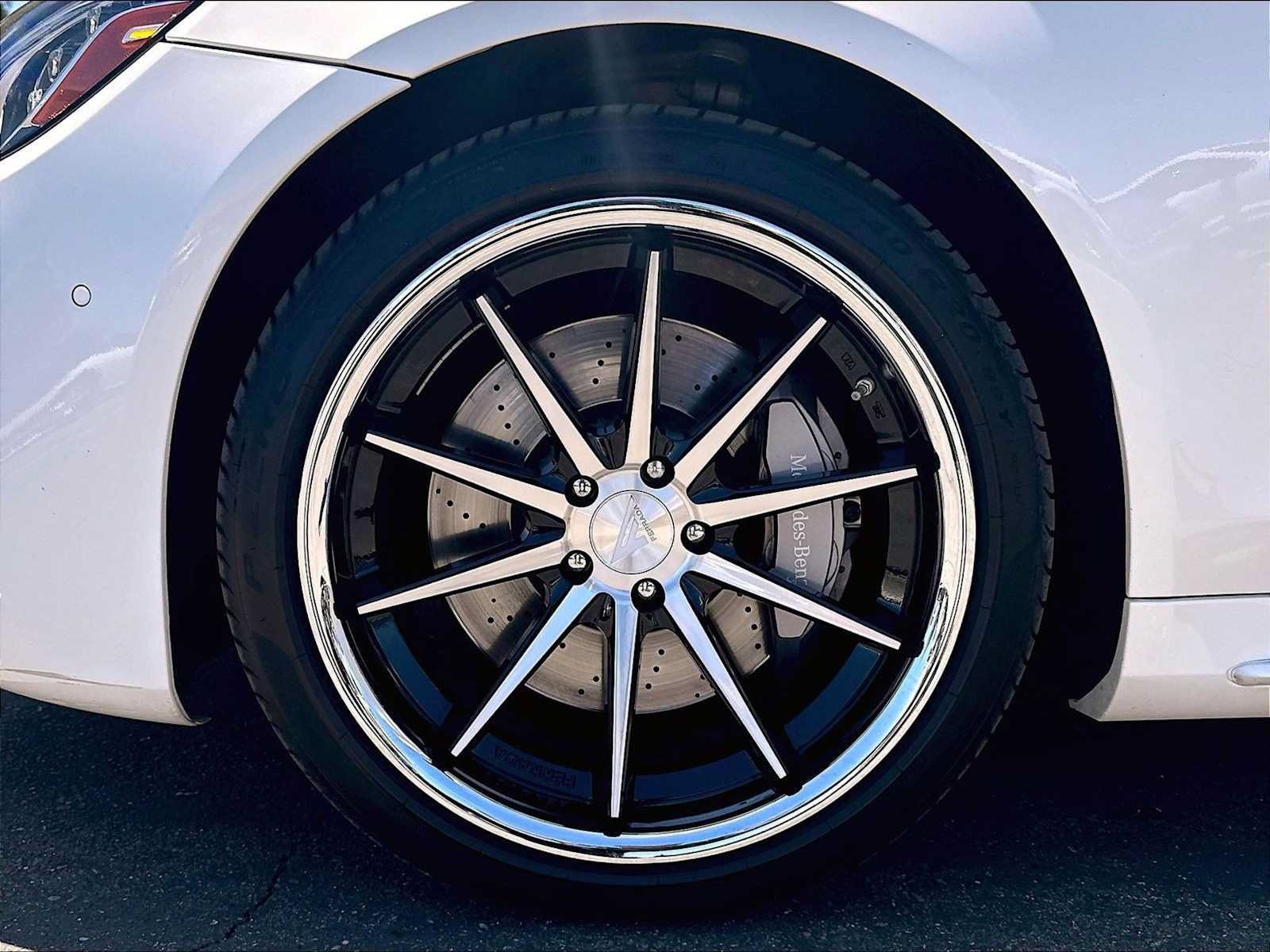 Used 2018 Mercedes-Benz S 560 Sedan image 12