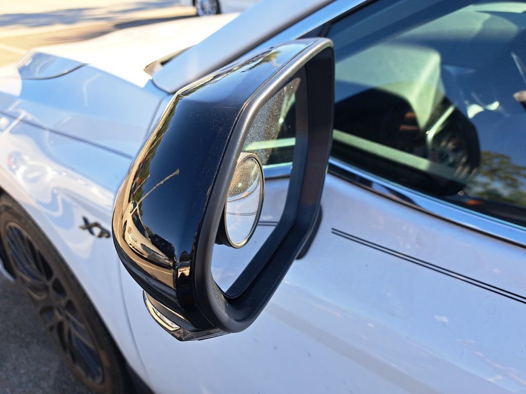 Used 2023 Toyota Camry SE image 8