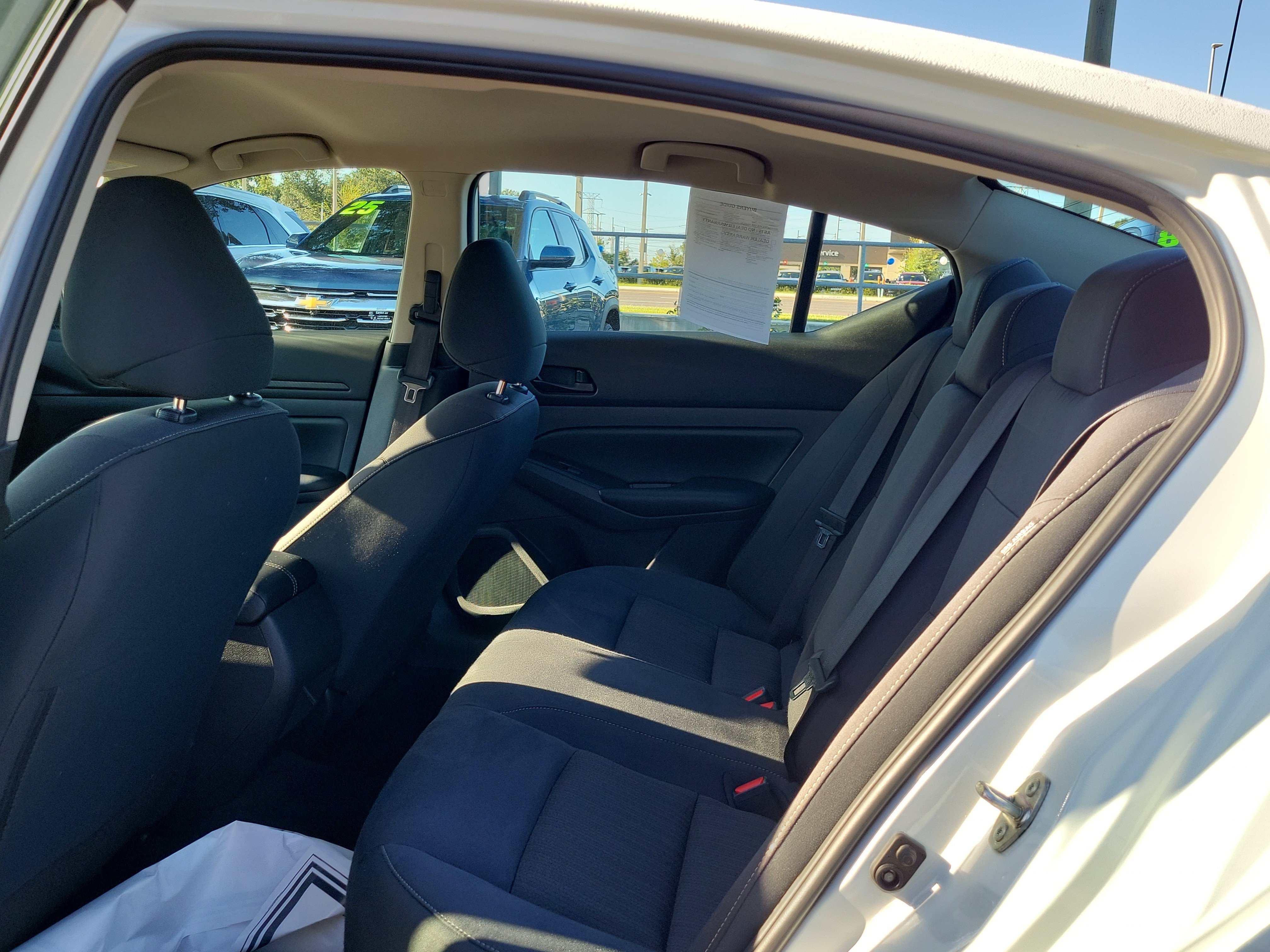 Certified 2025 Nissan Altima 2.5 S FWD image 11