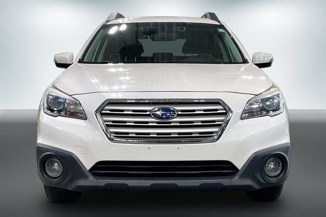 Used 2017 Subaru Outback 2.5i Premium AWD/4WD image 2