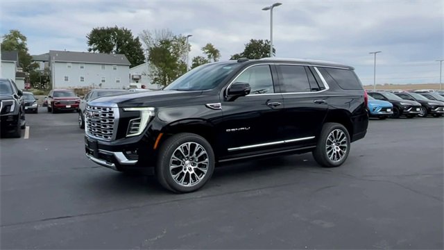 New 2026 GMC Yukon Denali w/ Sun & Power Step Package image 4