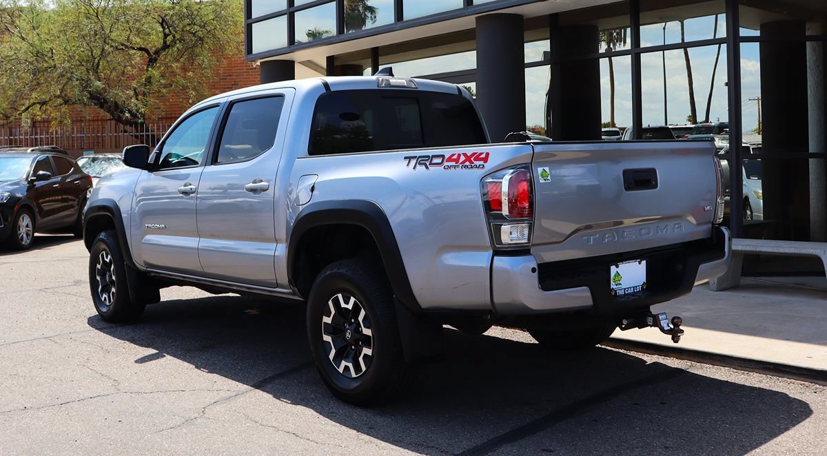 Used 2021 Toyota Tacoma TRD Off-Road w/ Technology Package AWD/4WD image 9