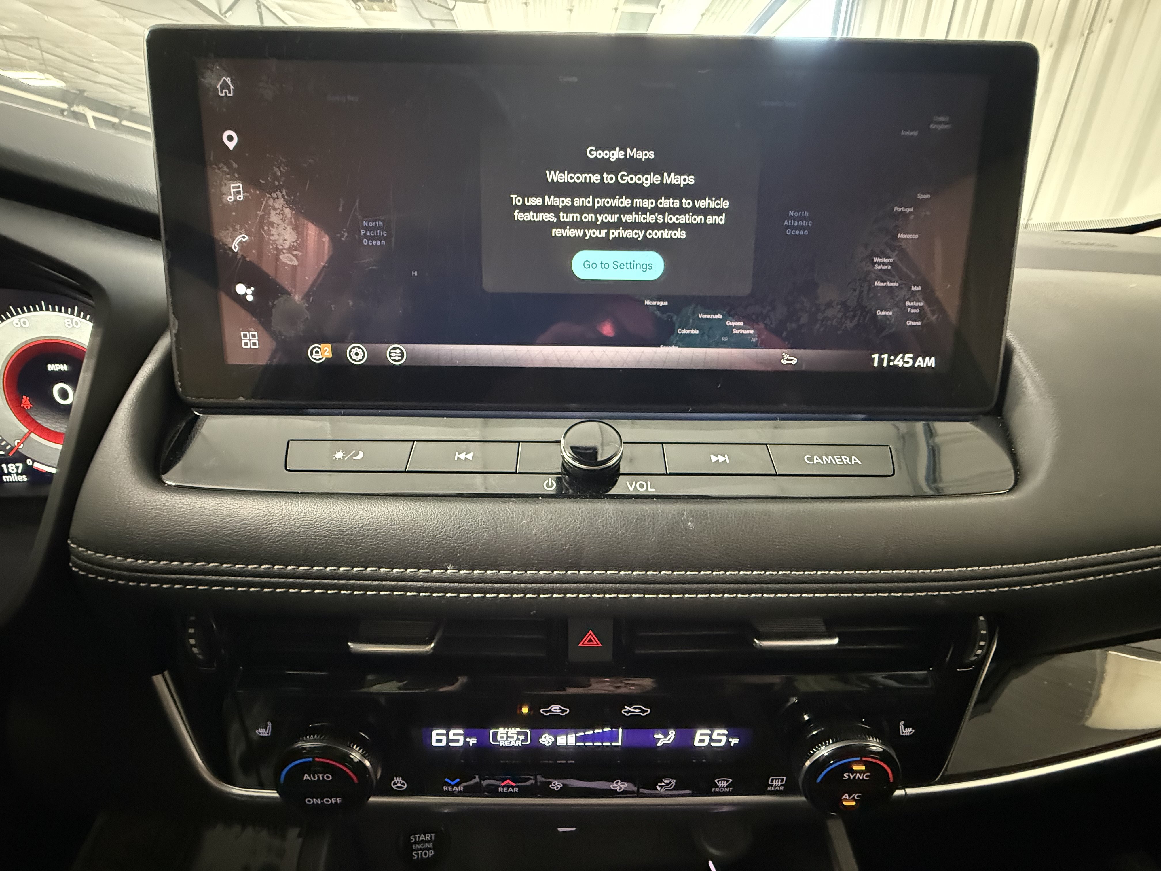 Used 2025 Nissan Rogue SL w/ Tech Package AWD/4WD image 30