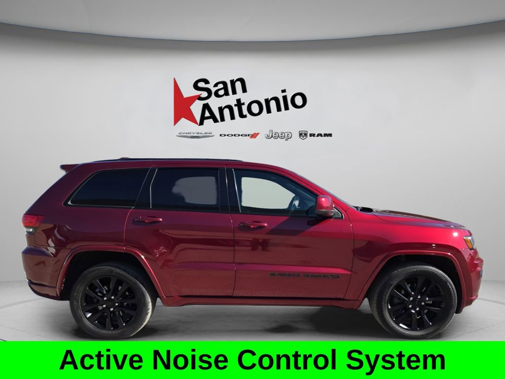 Used 2022 Jeep Grand Cherokee Laredo X image 8