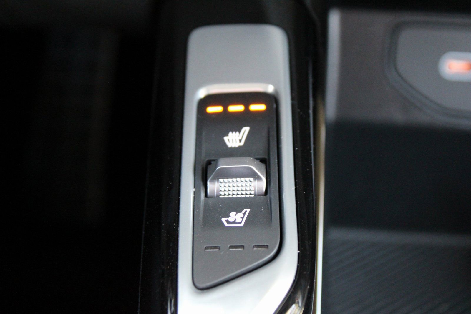 New 2026 Kia Sorento SX image 39