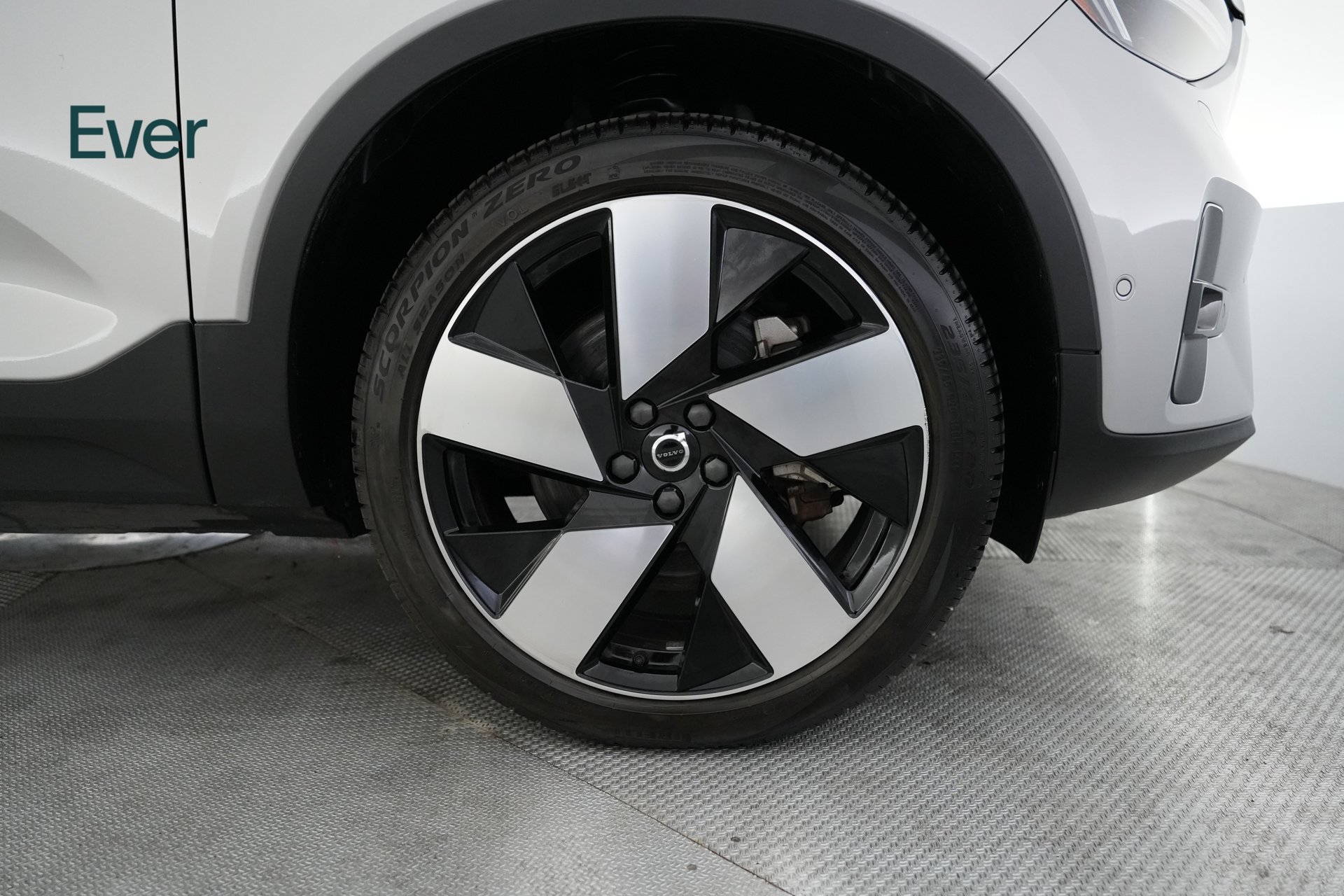 Used 2023 Volvo XC40 Recharge Ultimate AWD/4WD image 20