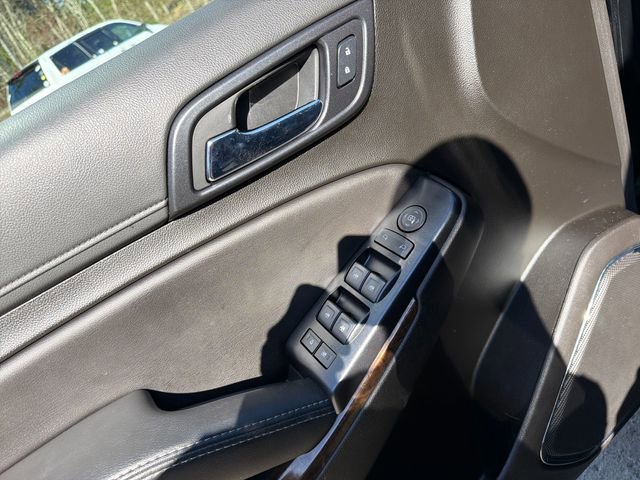 Used 2020 Chevrolet Suburban LS AWD/4WD image 18