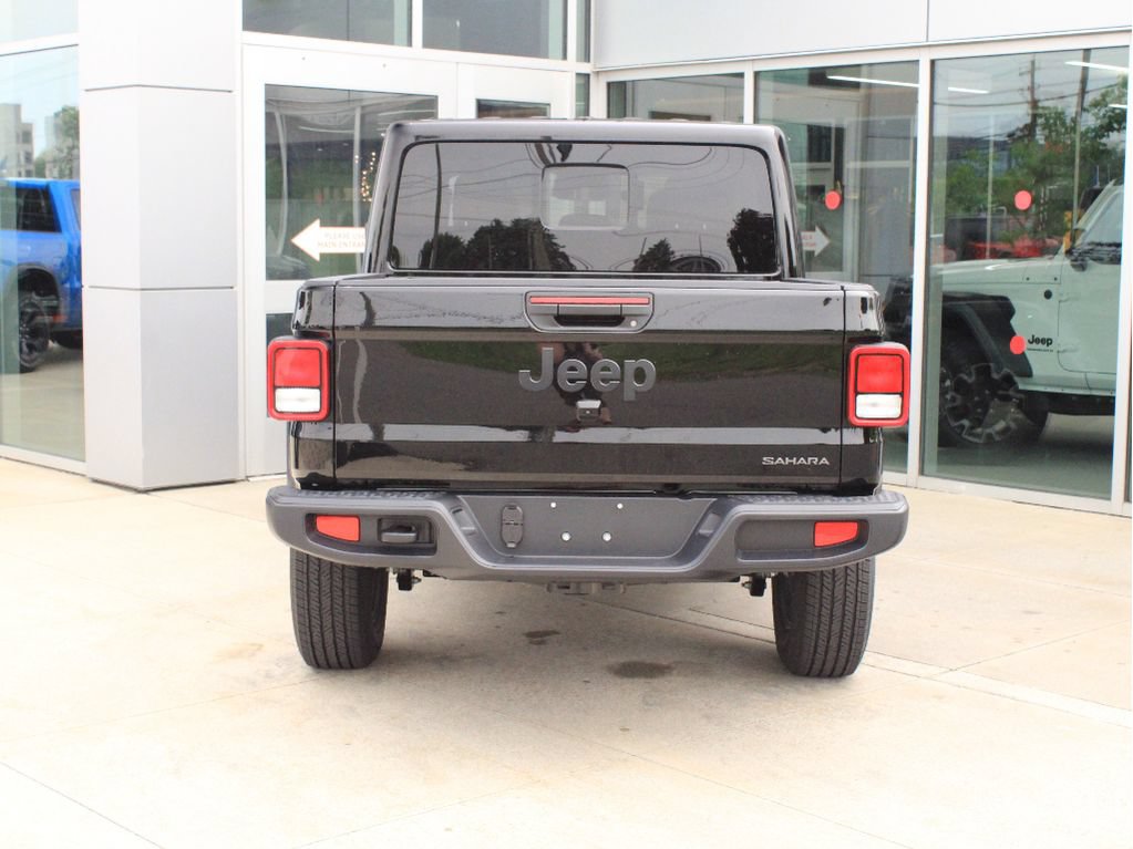 New 2026 Jeep Gladiator Sport AWD/4WD image 7