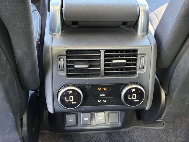 Used 2024 Land Rover Discovery S AWD/4WD image 19