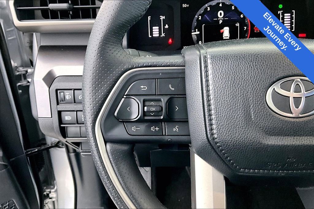 Used 2025 Toyota 4Runner SR5 image 26