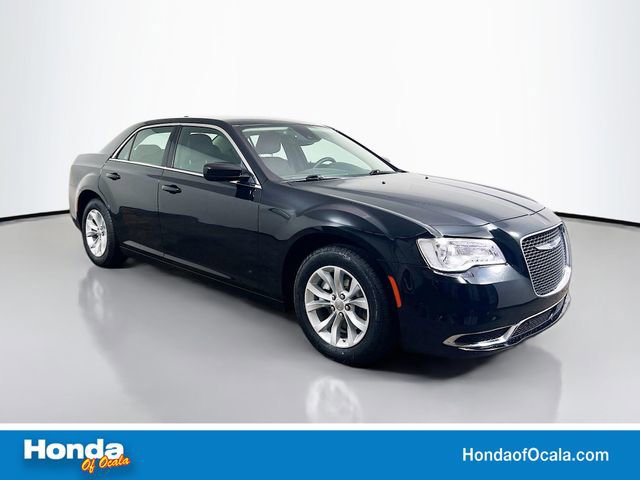 Used 2023 Chrysler 300 Touring w/ Safetytec Plus Group