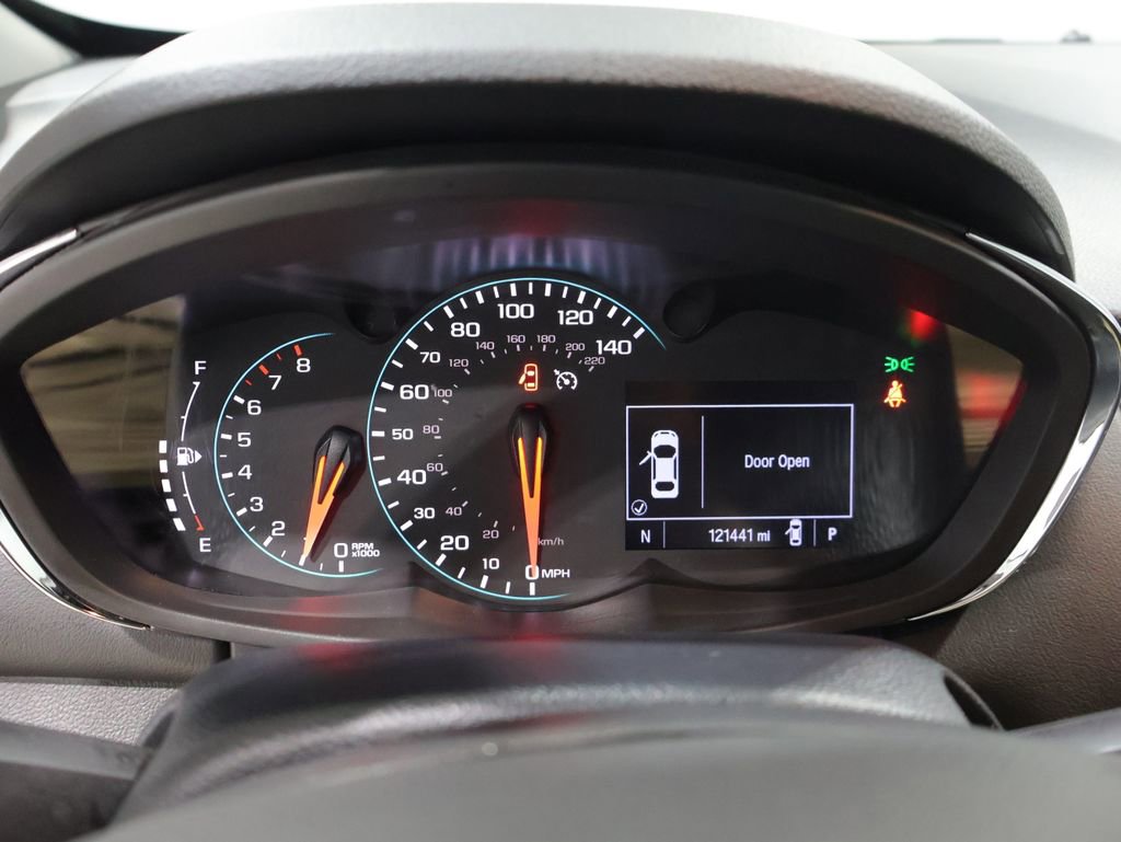 Used 2021 Chevrolet Trax LT w/ Redline Edition AWD/4WD image 39