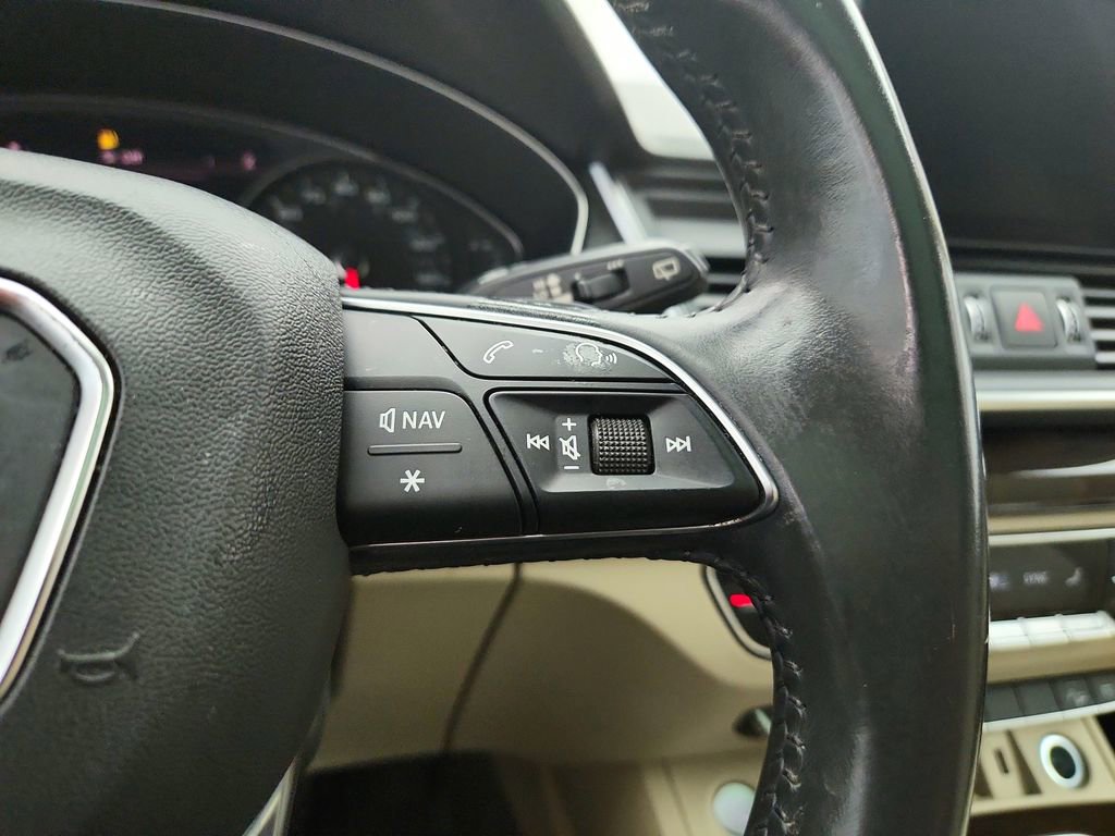 Used 2019 Audi Q5 2.0T Premium image 16