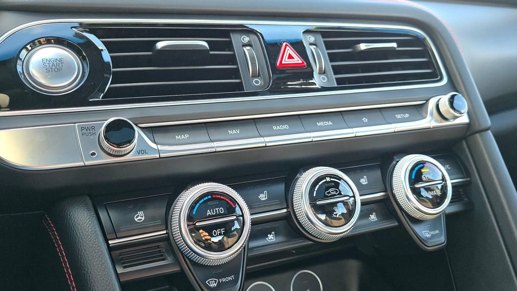 Used 2023 Genesis G70 2.0T w/ Sport Prestige Package image 33