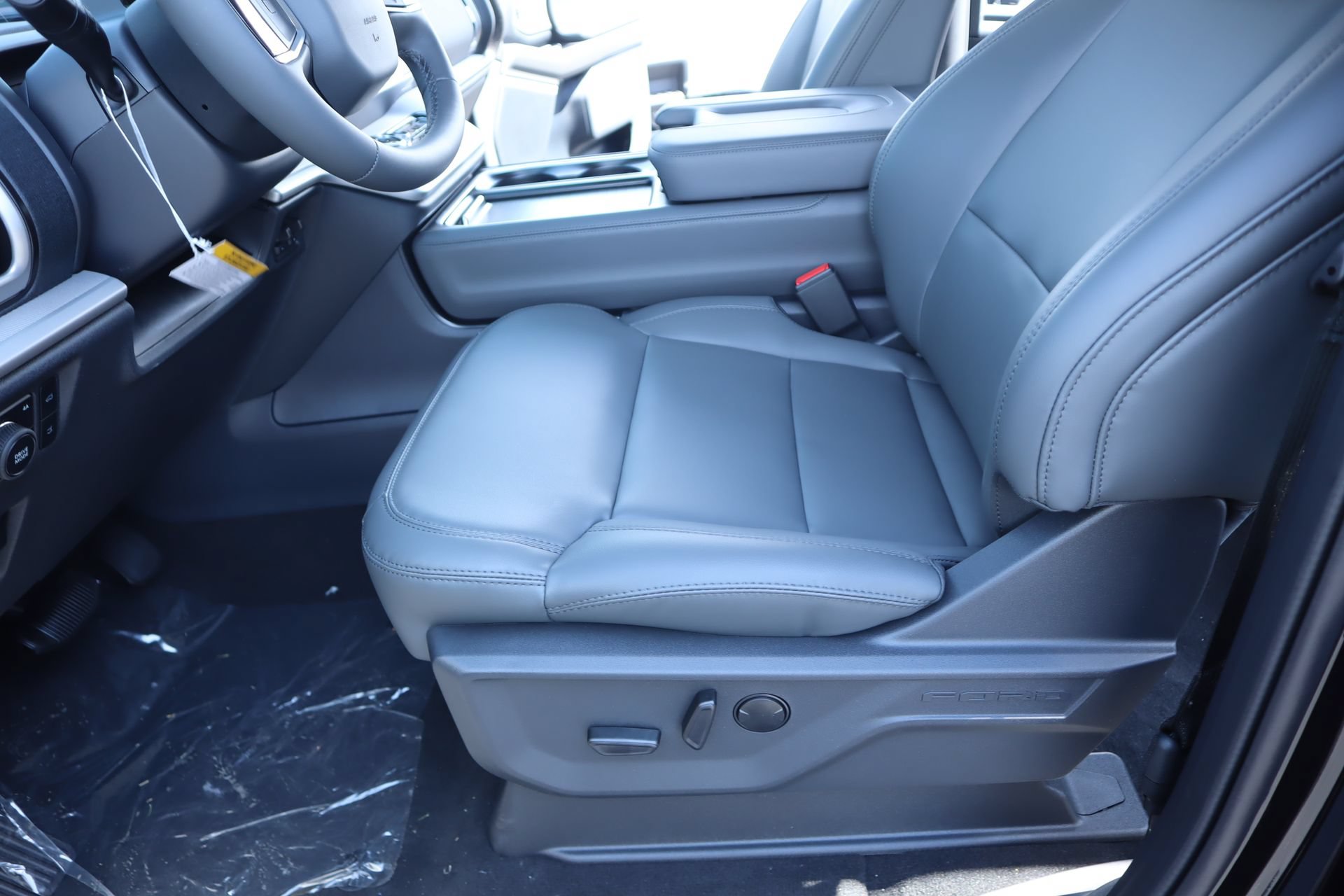 New 2026 Ford Expedition Active AWD/4WD image 12