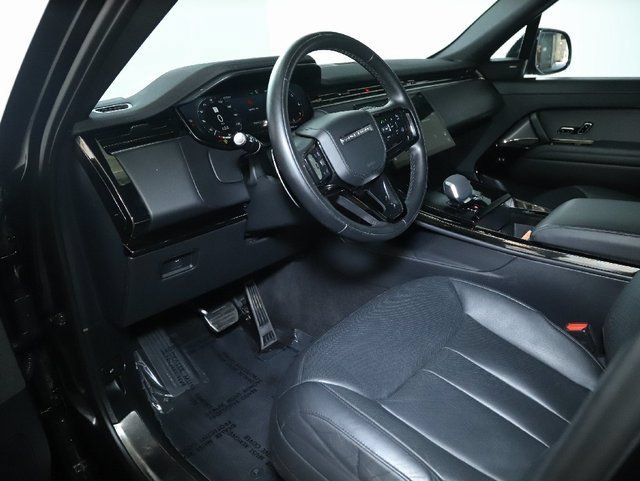 Used 2024 Land Rover Range Rover Sport Dynamic SE AWD/4WD image 16