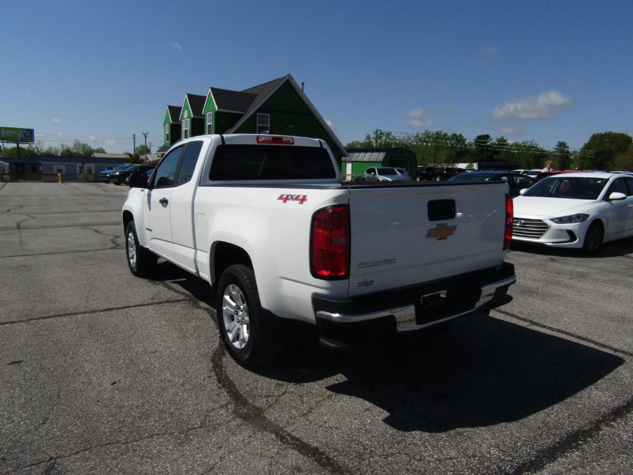 Used 2017 Chevrolet Colorado W/T w/ WT Convenience Package AWD/4WD image 5