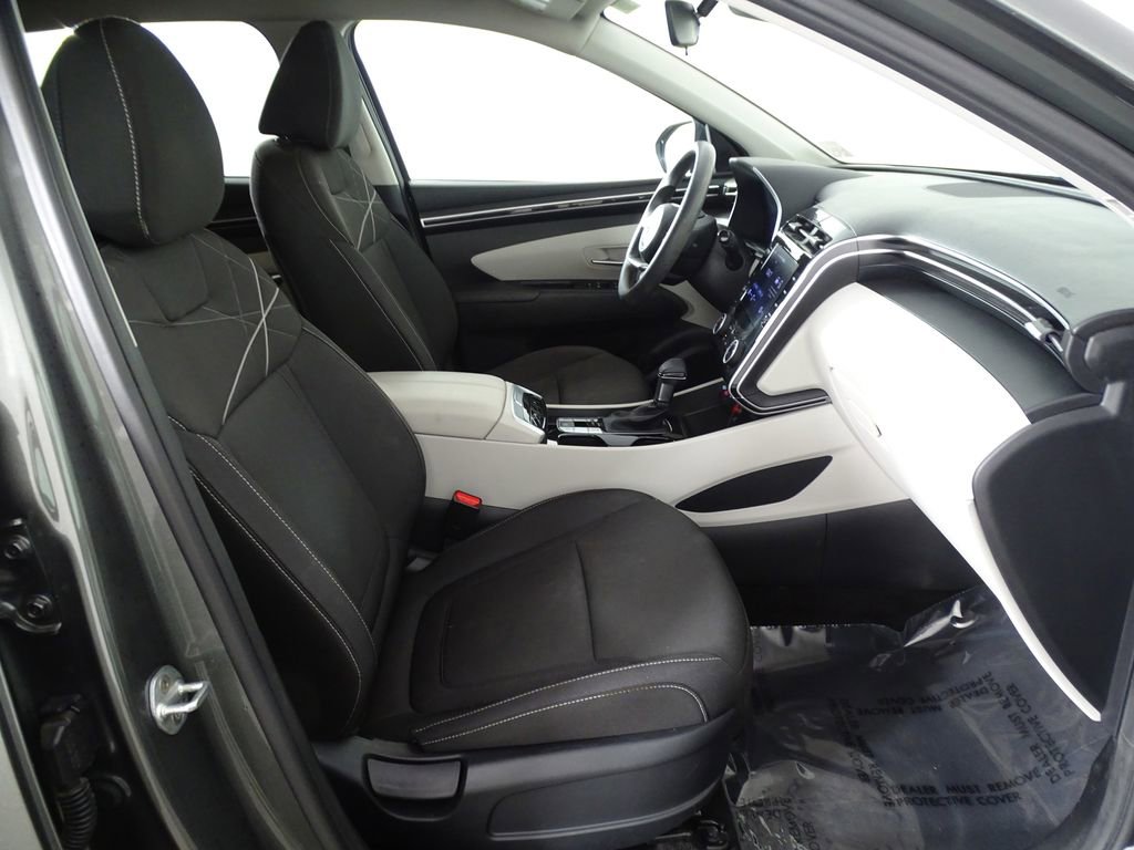 Used 2022 Hyundai Tucson SEL w/ Cargo Package image 16