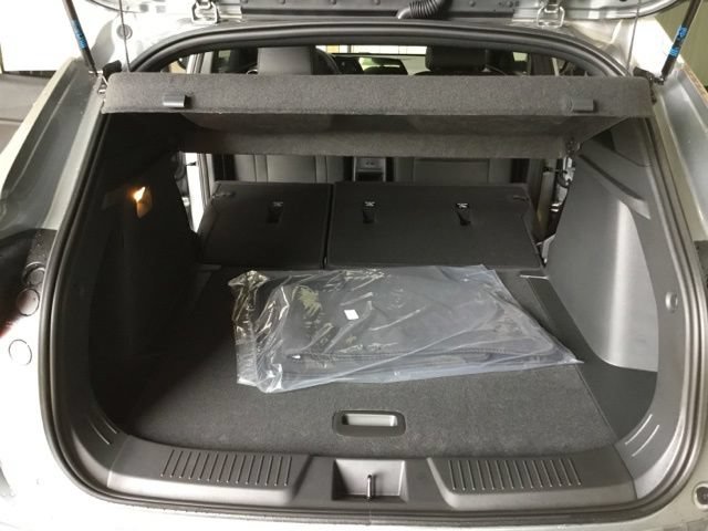 New 2026 Chevrolet Trax RS w/ Driver Confidence Package FWD image 35