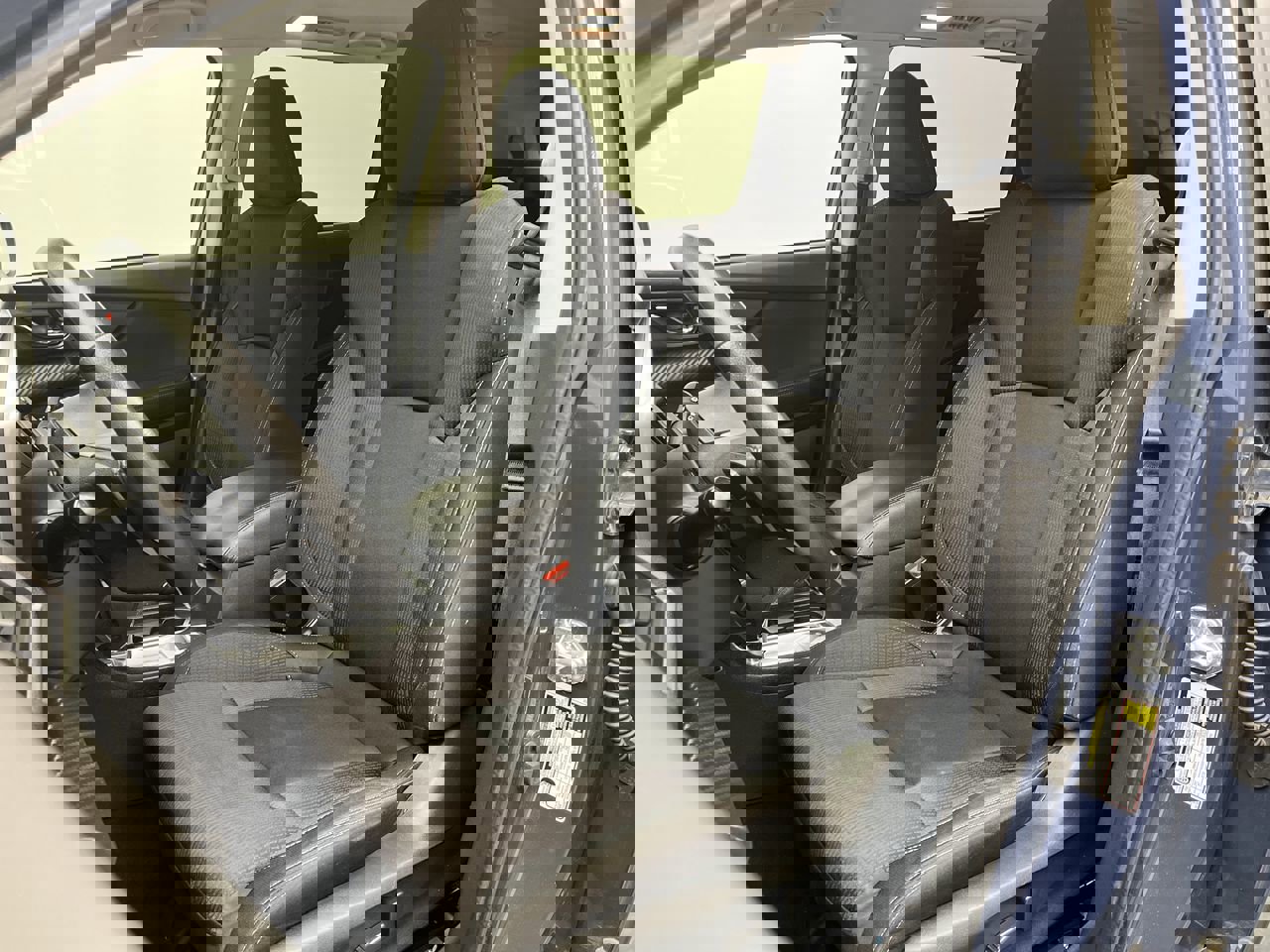 Used 2023 Subaru Ascent Premium w/ Convenience Package image 8