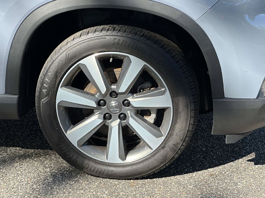 Certified 2023 Honda Pilot Touring image 6
