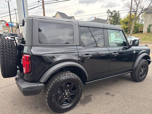 New 2025 Ford Bronco Big Bend w/ Black Diamond Package image 6