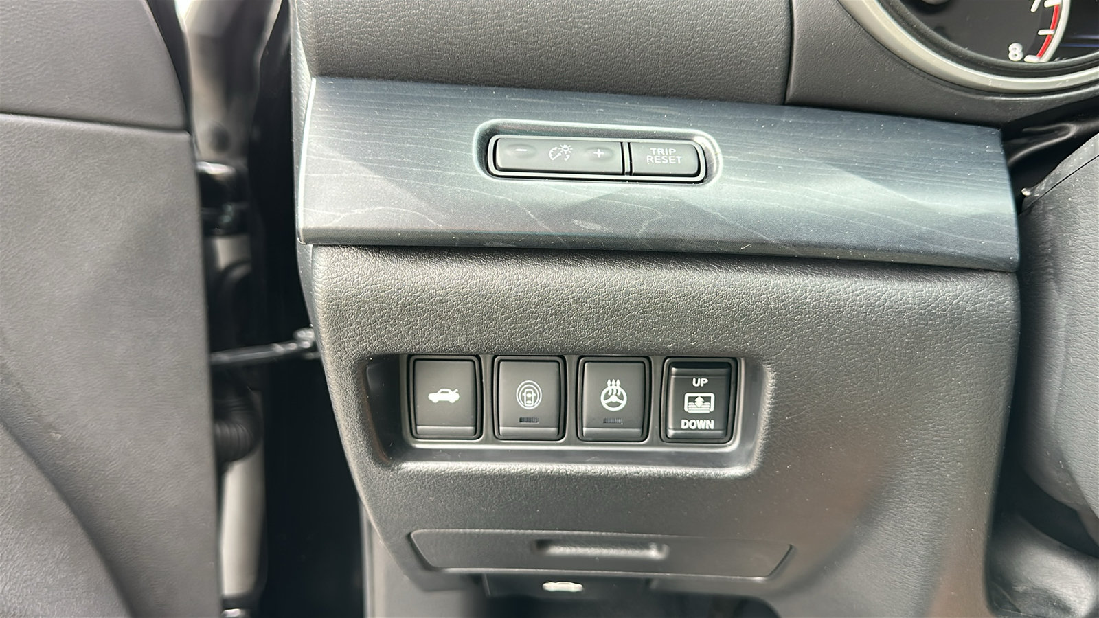 Used 2020 Nissan Maxima Platinum w/ Sport Mat Group FWD image 16