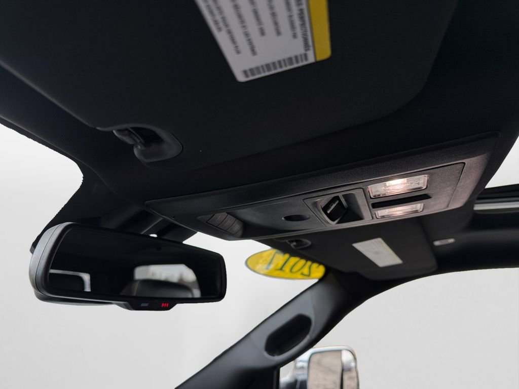 Used 2017 RAM 1500 Limited image 27