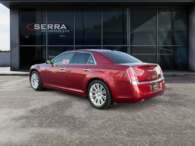Used 2013 Chrysler 300 C RWD image 3