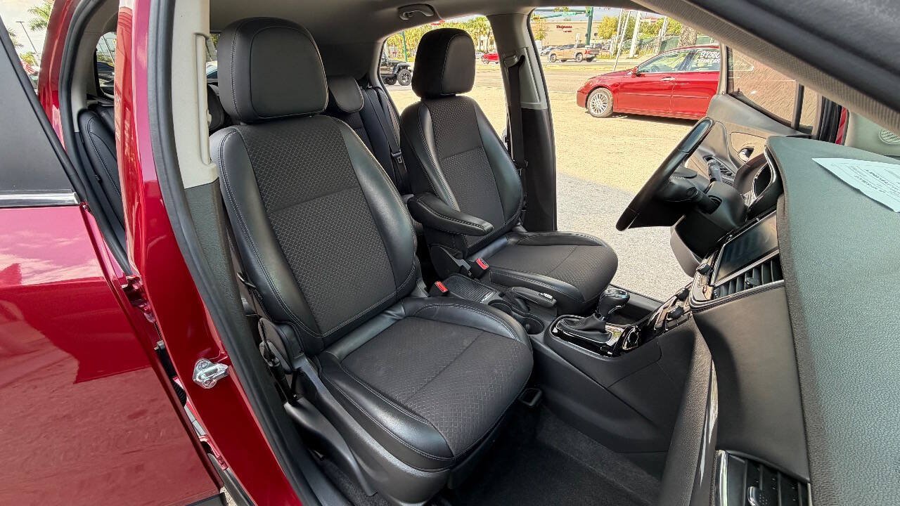 Used 2019 Buick Encore Preferred w/ Safety Package FWD image 10