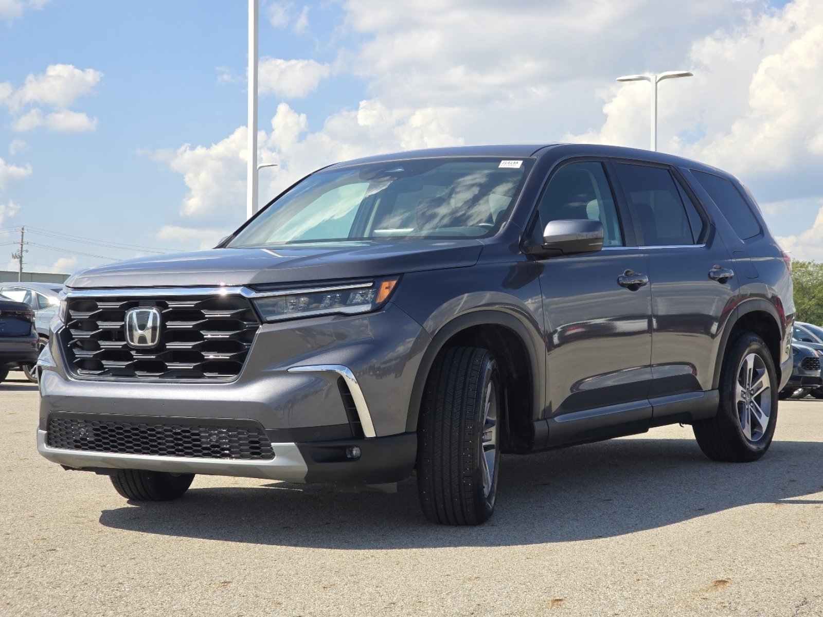 Used 2025 Honda Pilot EX-L image 12