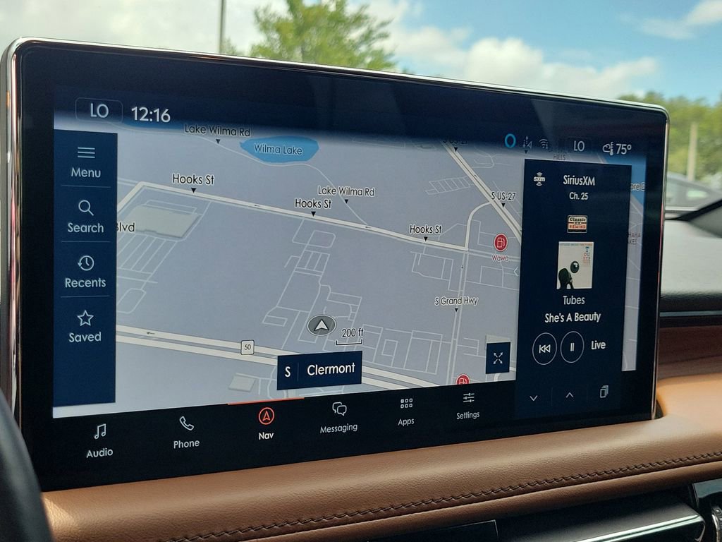 Used 2023 Lincoln Nautilus Reserve AWD/4WD image 23