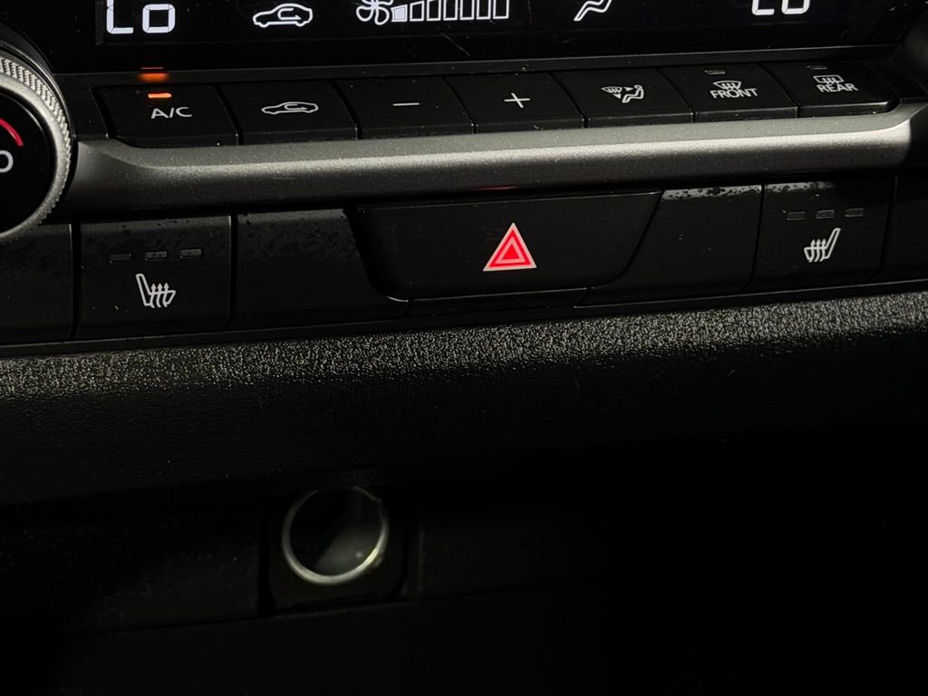 Used 2025 MAZDA CX-50 AWD 2.5 Hybrid w/ Premium Pkg image 18